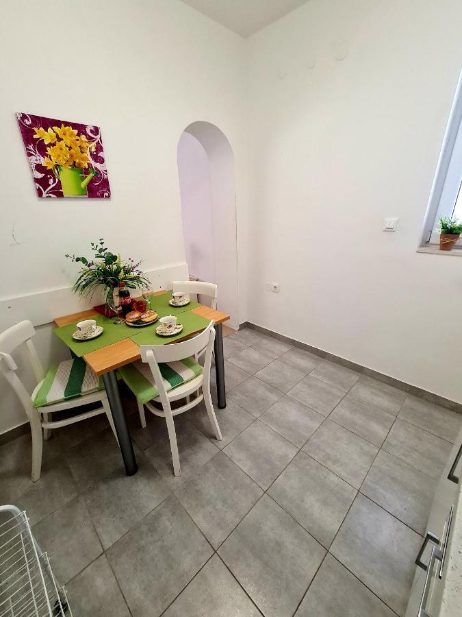 Apartments Olga 2 Makarska Eksteriør billede