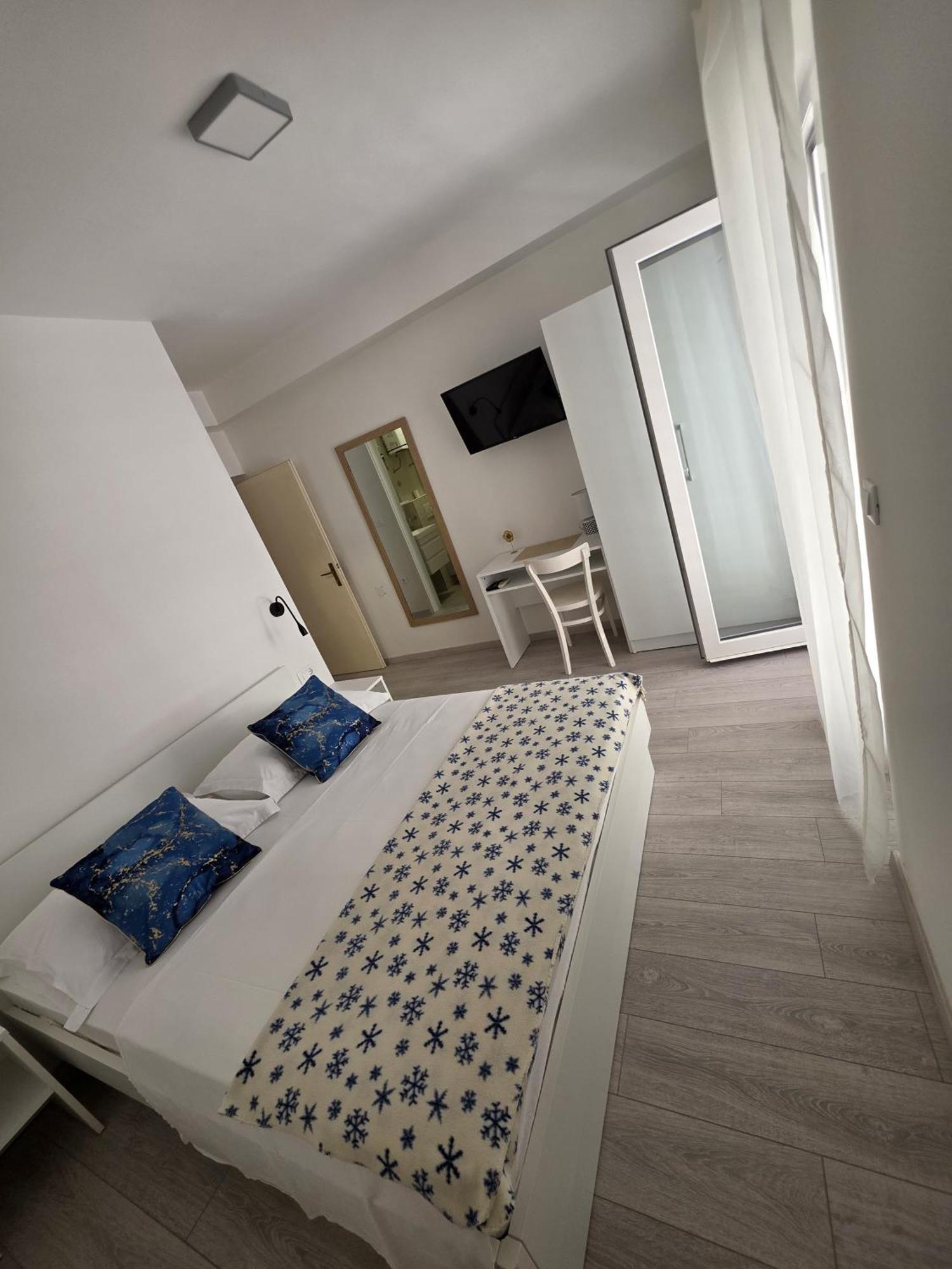 Apartments Olga 2 Makarska Eksteriør billede